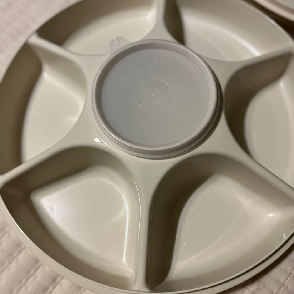 Tupperware Cream Divided Serving Platter